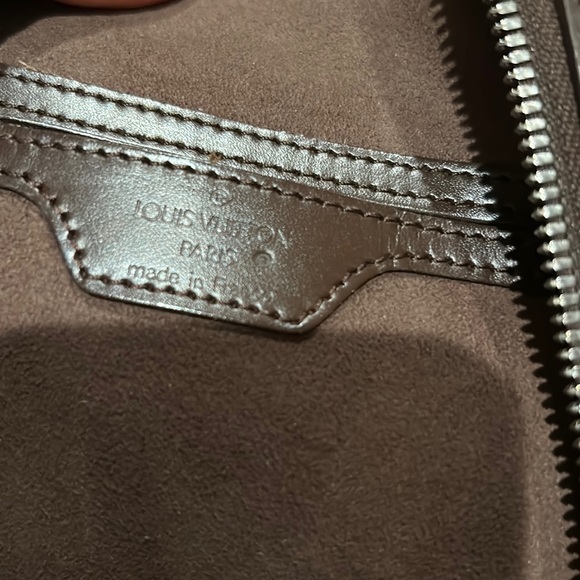 Vintage Louis Vuitton épi leather dark brown backpack - Picture 4 of 8